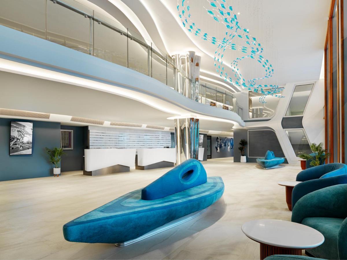 The Oceanic Sportel Phuket - Sha Extra Plus Kültér fotó The interior of the terminal