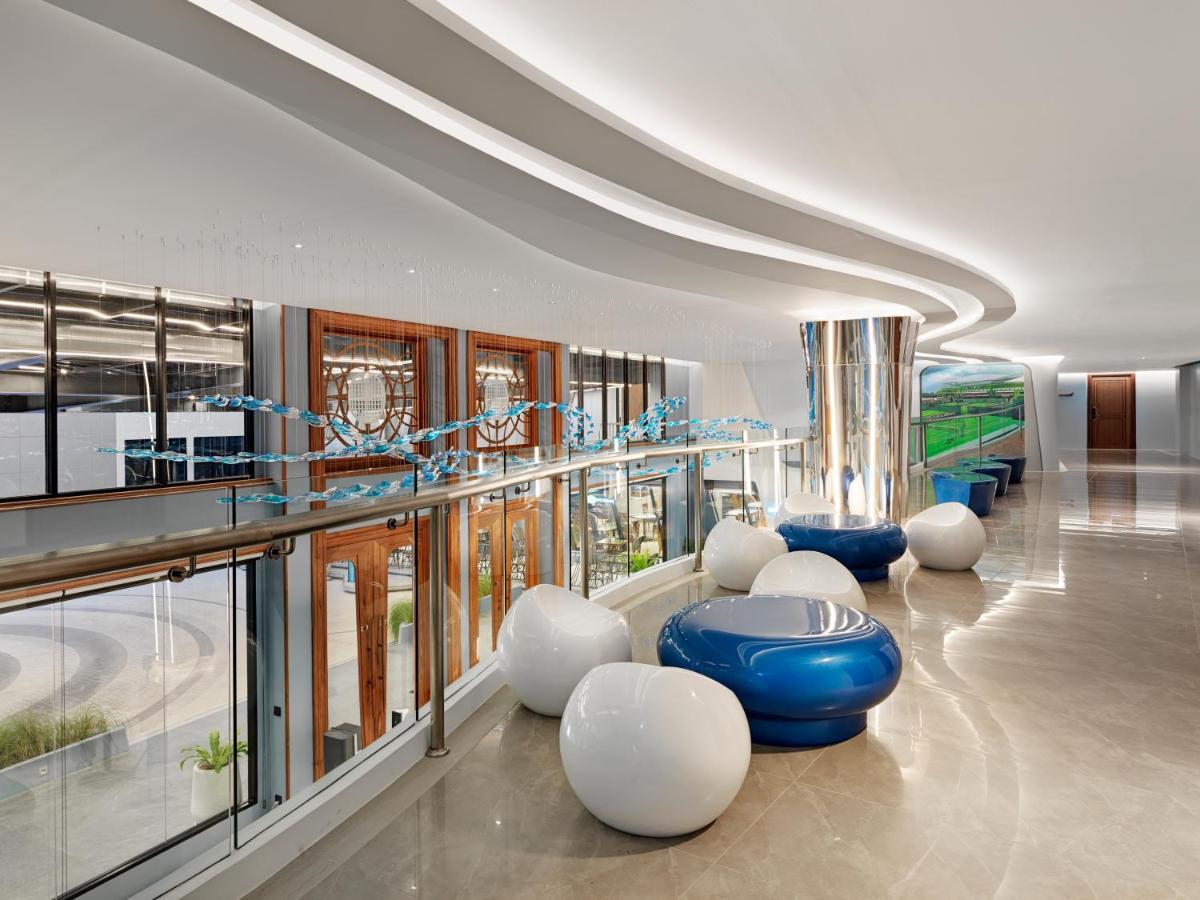 The Oceanic Sportel Phuket - Sha Extra Plus Kültér fotó The interior of the hotel