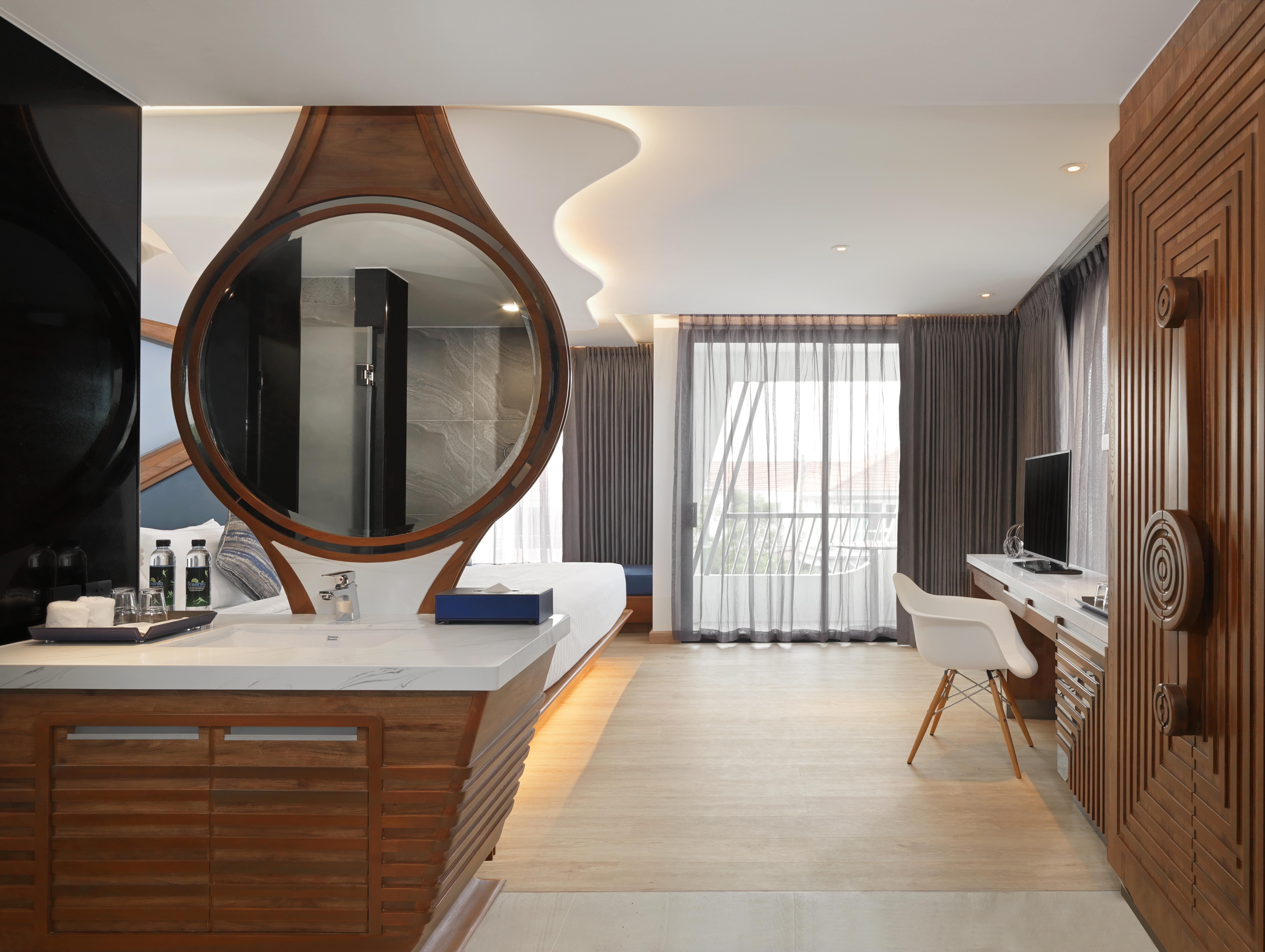 The Oceanic Sportel Phuket - Sha Extra Plus Kültér fotó Deluxe Ocean View
