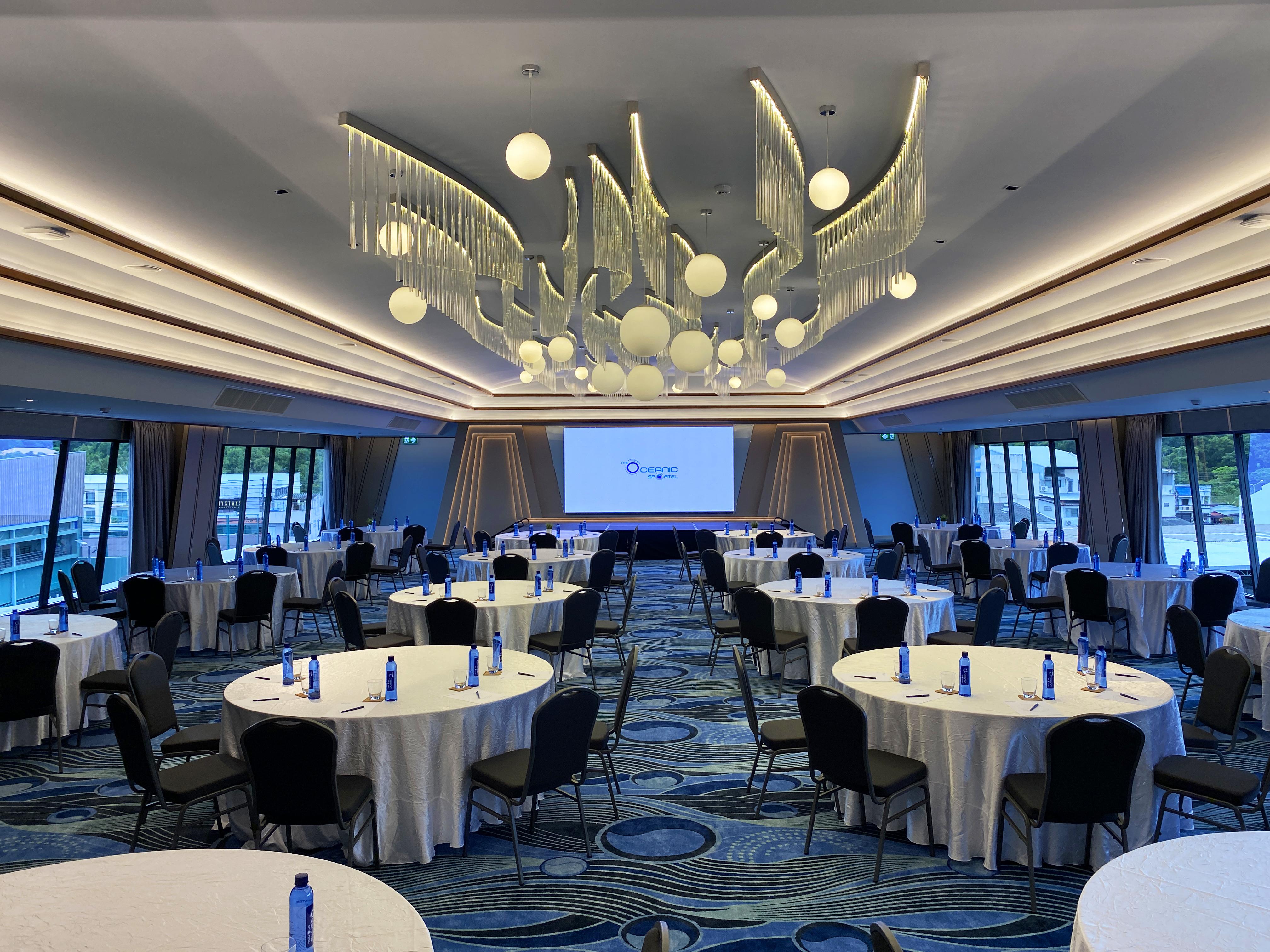 The Oceanic Sportel Phuket - Sha Extra Plus Kültér fotó The ballroom of the hotel
